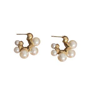 Gold Tone Faux Pearl Hoop Earrings Graduated Pierced 1" Across Post Back